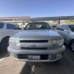 2002 Infiniti QX4