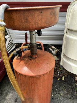 Vintage  Mechanic Oil, Changing Dolly