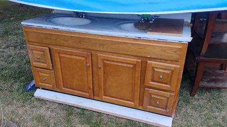Double vanity