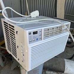 GE ( general Electric) AC conditioner 