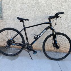 Trek Black N Blue Shimano Mountain Bike 