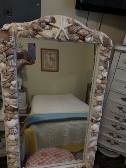 Shell Wall Mirror