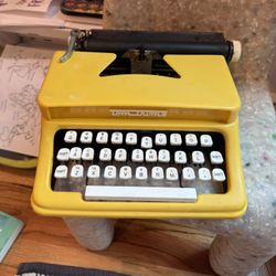 Decorative Tom Thumb Typewriter