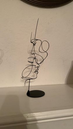 Man & Woman Face Statue Pencil Art