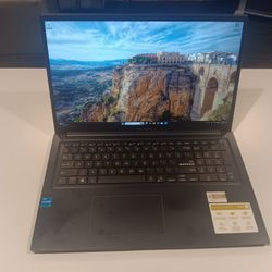 Brand New ASUS Vivobook Intel Core Processor I3