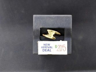 Yellow Gold 14k (.585) 1.8 grams Size 8.5