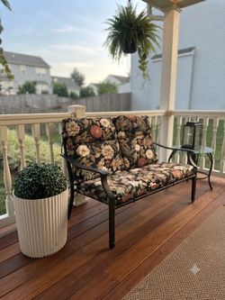 Beautiful Outdoor Loveseat with ReversibleCushions