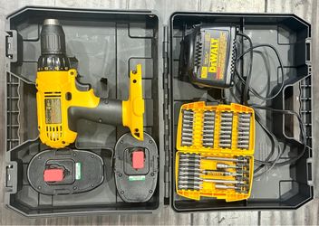 Dewalt DC970 18V 1/2" VSR 2-Speed Keyless Drill Driver-Two batteriesincluded