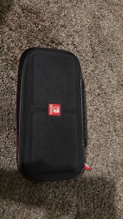 Game traveler deluxe case for Nintendo switch