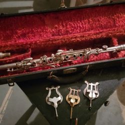 Vintage Cundy-Bettoney "Three Star Clarinet" 1930s-1940s