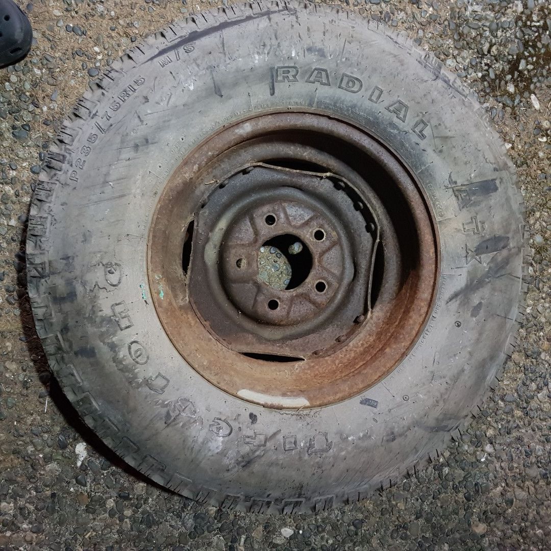 Firestone Radial ATX truck tire P235/75R15 M/S for Sale in Seattle, WA ...