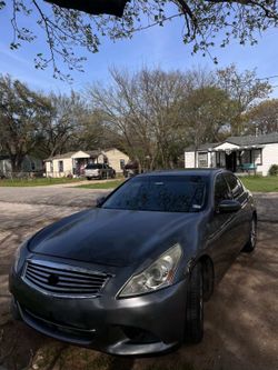 Infinity G37 2010