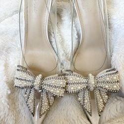 Bow Pearled Heels