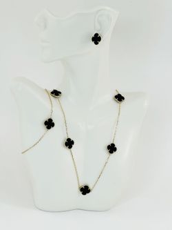 Van Cleef Bracelet Earrings And Necklace Set
