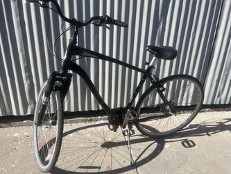 Schwinn Black Hybrid City Bike