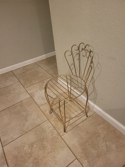 Vintage metal vanity chair