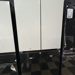 April Blowout Sale 🚨 Samsung Bespoke Refrigerator in White and Black Glass 🚨