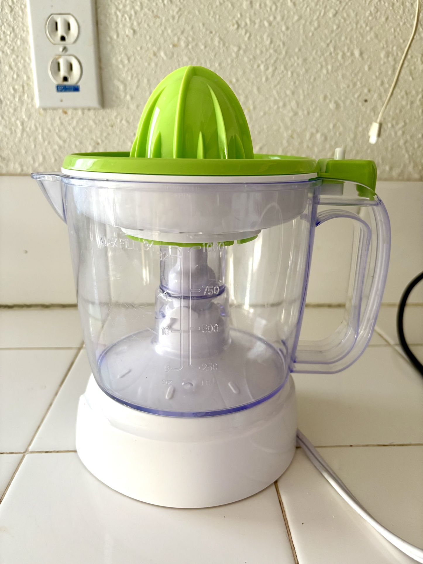 Juicer Machine