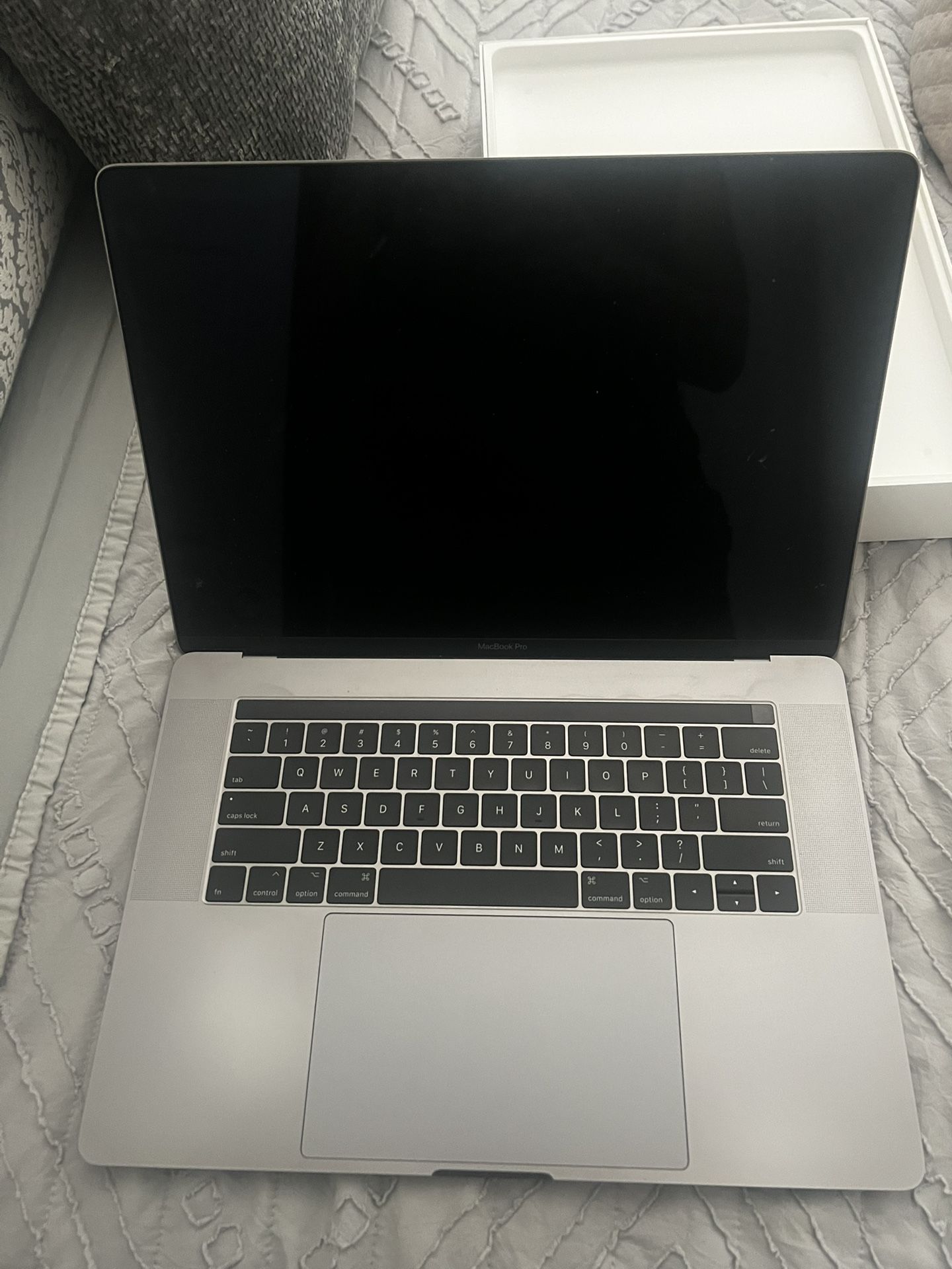 2017 MacBook Pro BROKEN for Parts