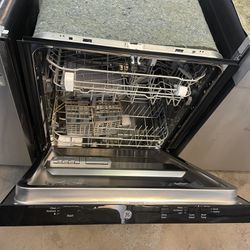 Black GE 24” Dishwasher - Stainless Steel Tub
