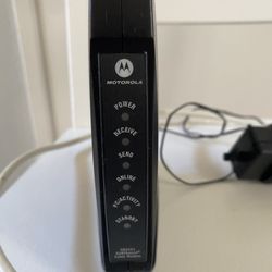 Motorola SURFboard Cable Modem in good working condition. Model: SB5101