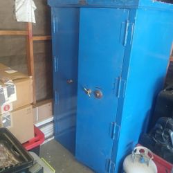 S-cientest Vintage Safe -2 Door