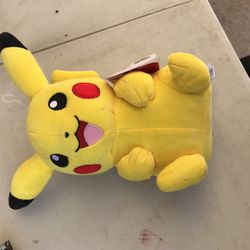Pikachu • 7” Plush Dolls 