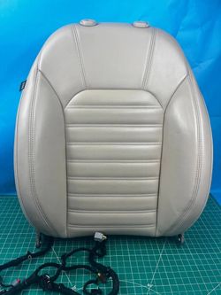 2017-2025 ALFA ROMEO GIULIA FRONT RIGHT PASSENGER UPPER SEAT CUSHION OEM BEIGE