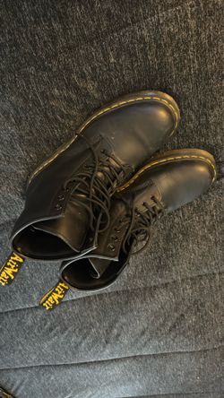 Black Doc Martens  Size 11 Men’s  Dr Martens