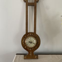  Vintage Wind Up Clock