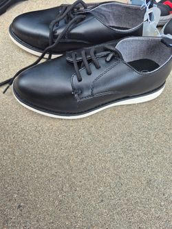 Kids shoes/ Slippers