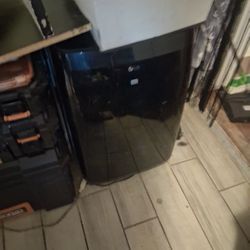 Lg Stand Alone Air Conditioner Like New