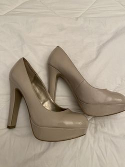 GUESS neutral Pumps Size 7.5M