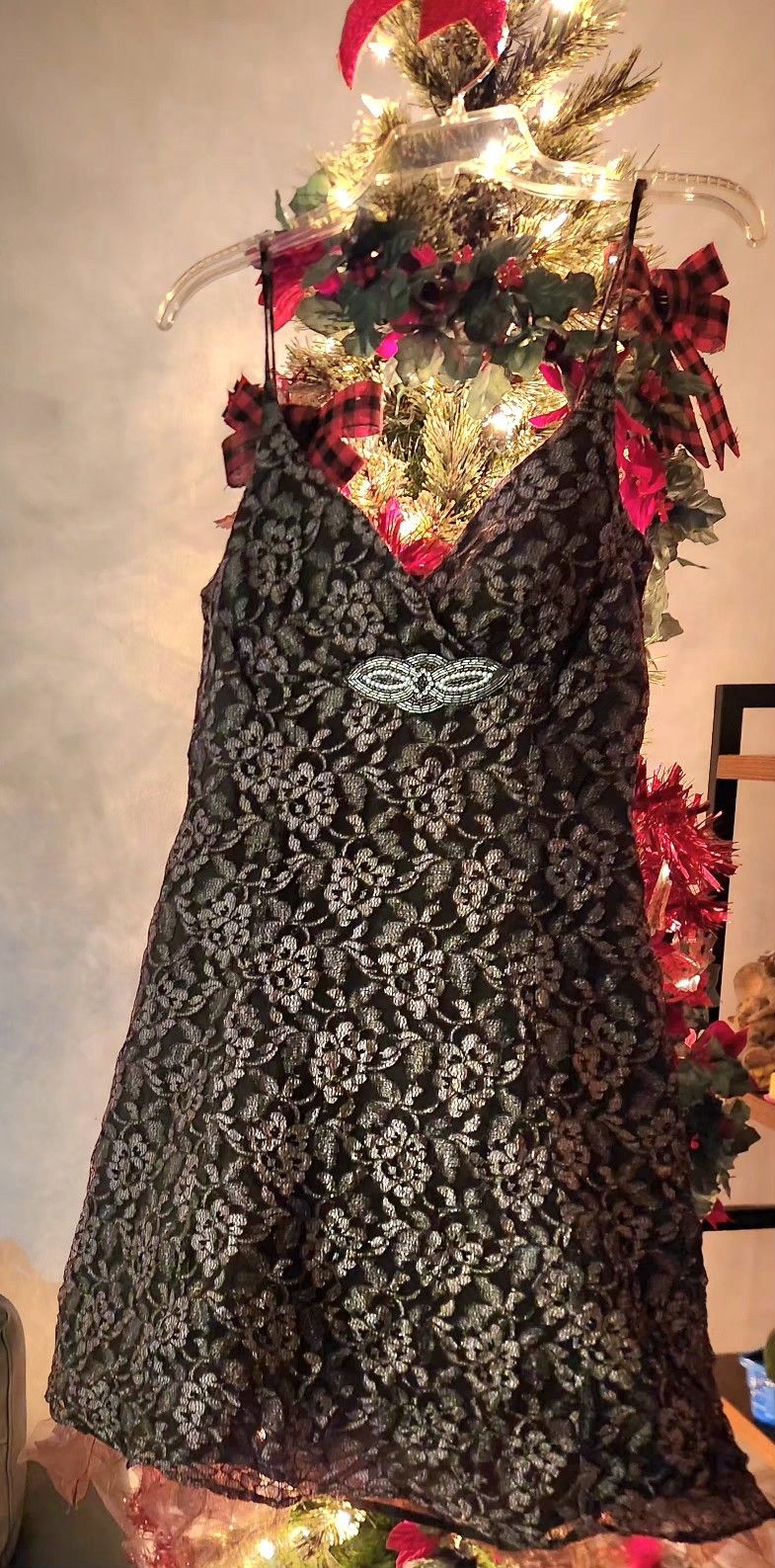 Women's Party Dress..... $7.... NEW