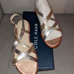 New Cole HAAN leather Metallic Strappy Sandals 8.5