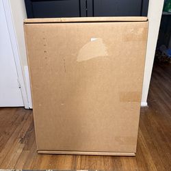FREE - Art Shipping Box