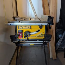 DeWalt 10" Job Site Table Saw