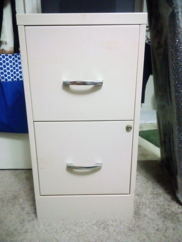 2-DRAWER METAL FILE CABINET