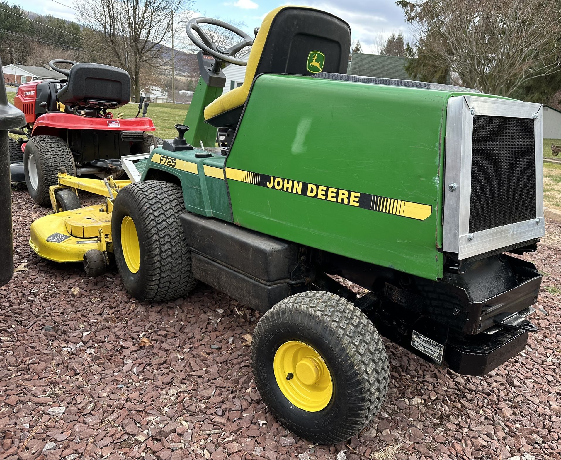 John Deere F725 Front Mount Mower for Sale in Smithsburg, MD OfferUp
