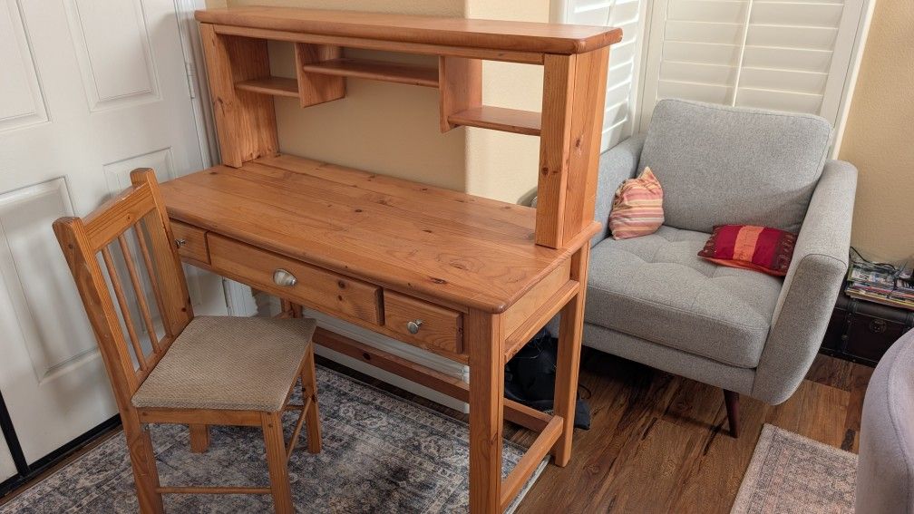 Pine Wood Desk & 2 Chairs 