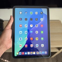 Apple iPad 10th Generation 