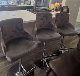360 Swivel & Up Down 3 Barstools