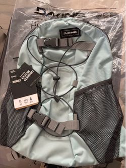 New Dakine Wonder backpack