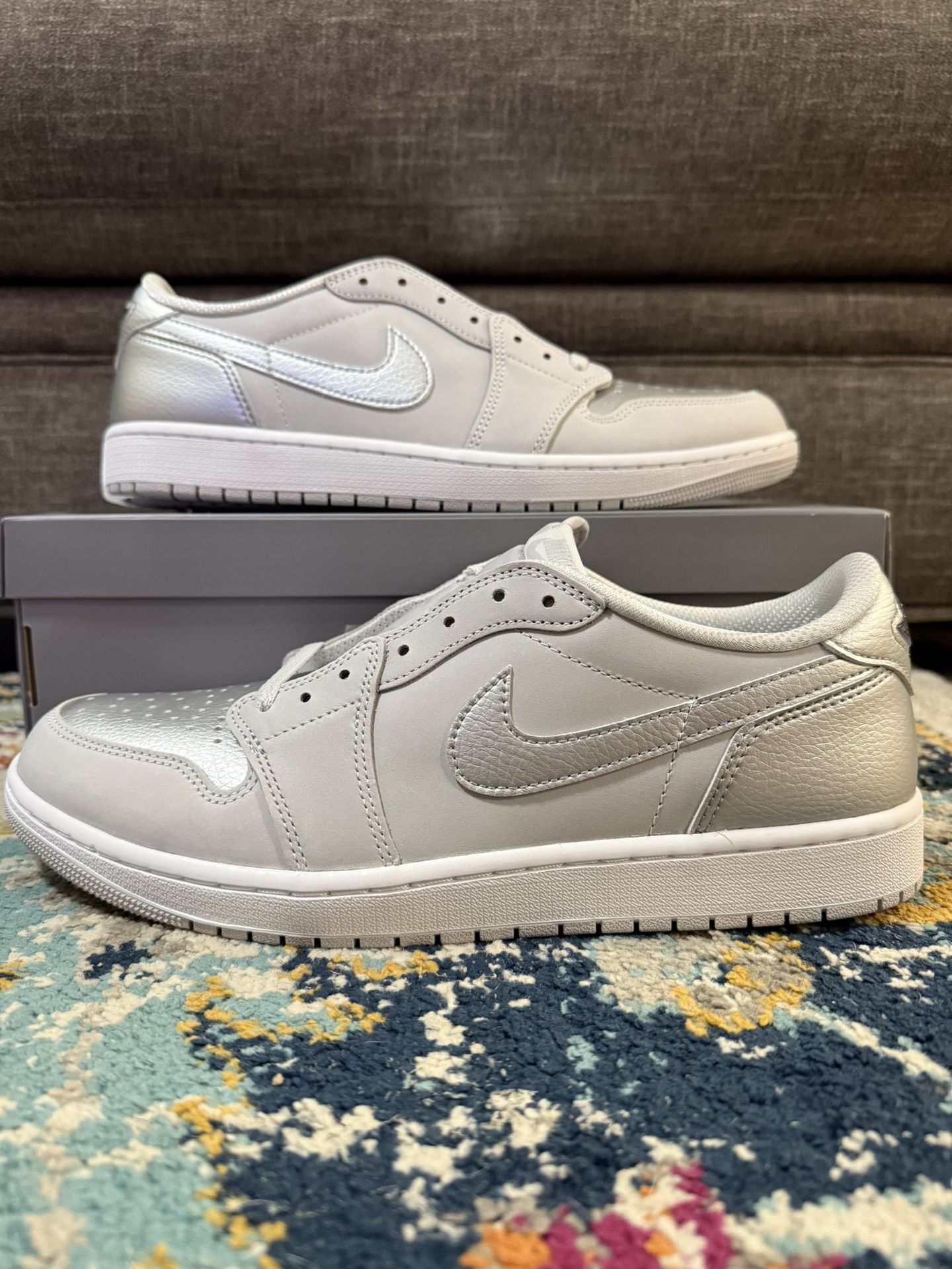 Nike Air Jordan 1 Retro Low OG “Metallic Silver”