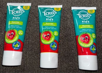 Tom's of Maine Kid's Silly Strawberry Toothpaste 3-Pack