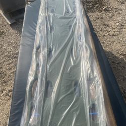 BaXstrap® Spineboard Green  During a rescue, the spineboard must be rigid, lightweight, and comfortable for the patient. The spineboard should also 