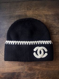 Cc black and white knit beanie