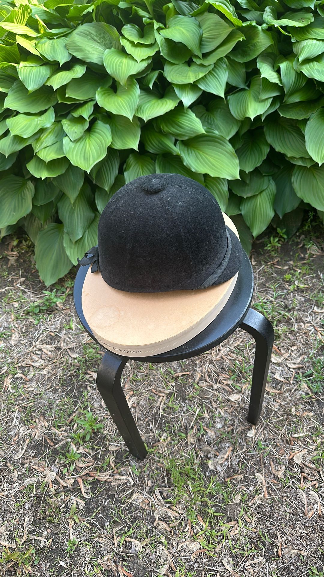 Vintage Avante Equestrian Riding Helmet