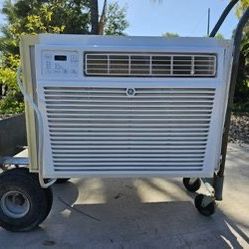 14,300k BTU GE Air Conditioner