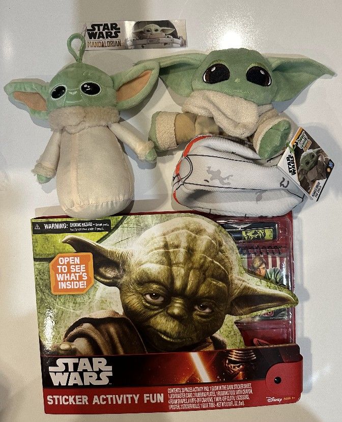 Star Wars 3pc Yoda and 2 Mandalorian Plushie Set